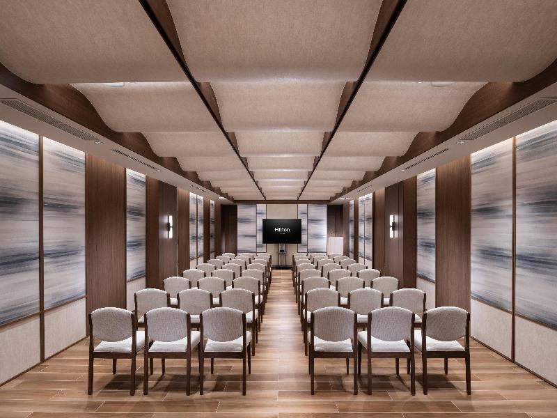 Hilton Tokyo image