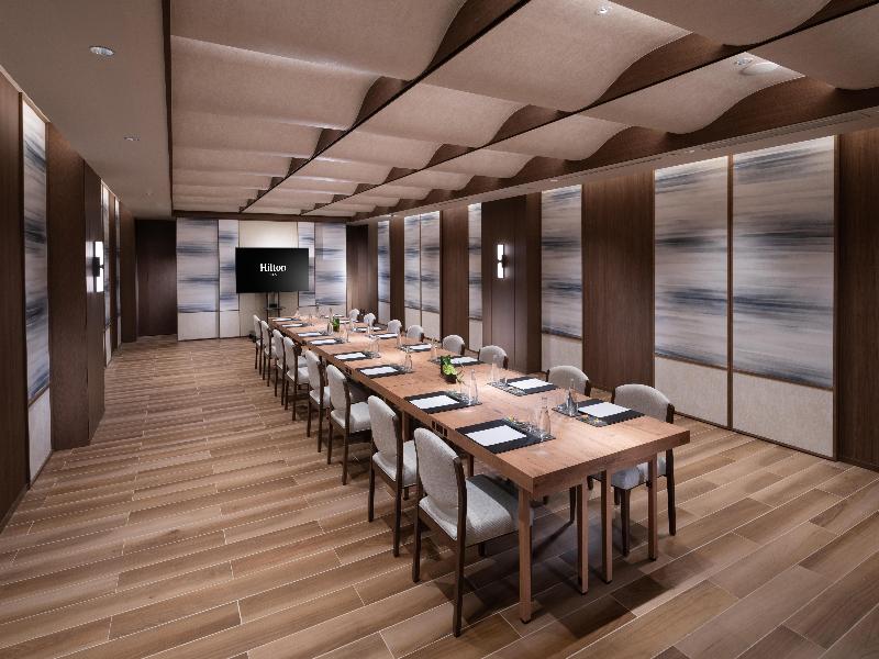 Hilton Tokyo image