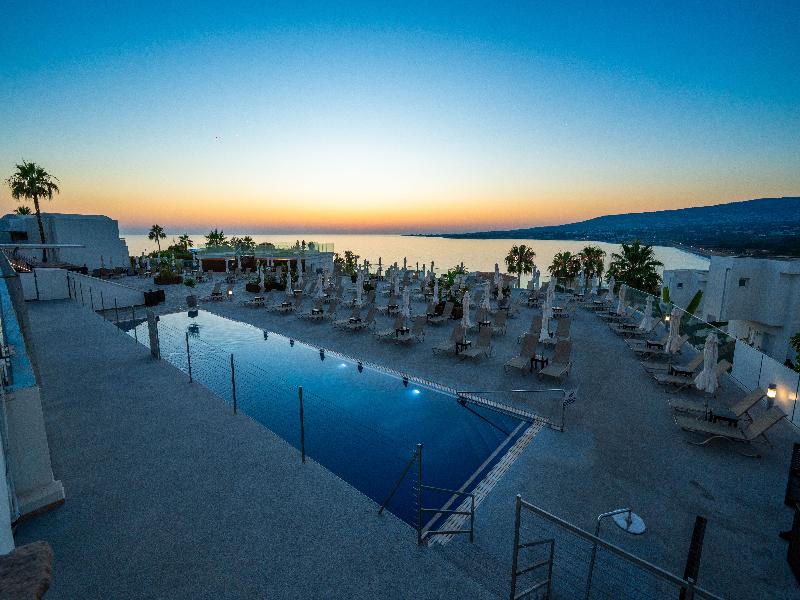 Theo Sunset Bay Hotel image