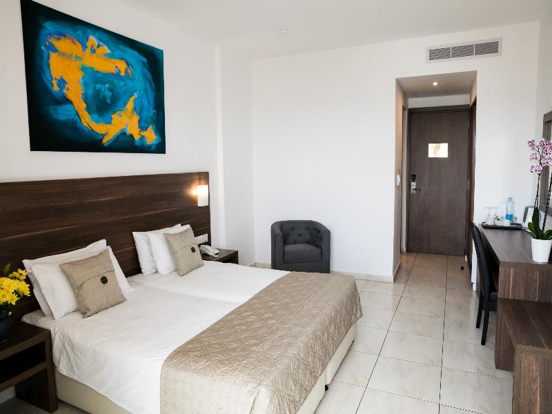 Theo Sunset Bay Hotel image