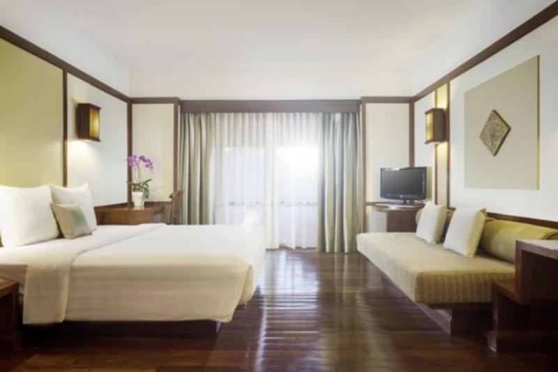 Novotel Bogor Golf Resort image