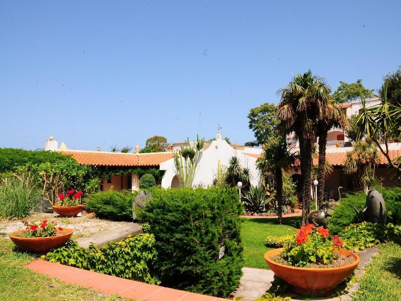 Corona Hotel image