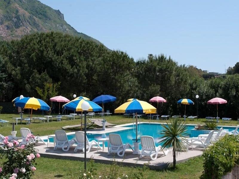 Corona Hotel image
