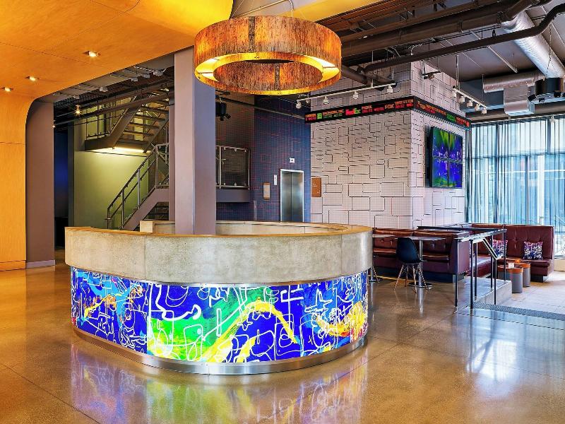 Aloft Chicago O'Hare image