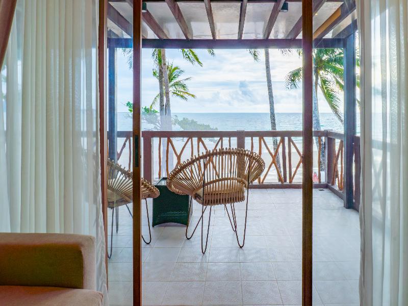 Red Coconut Beach Hotel image
