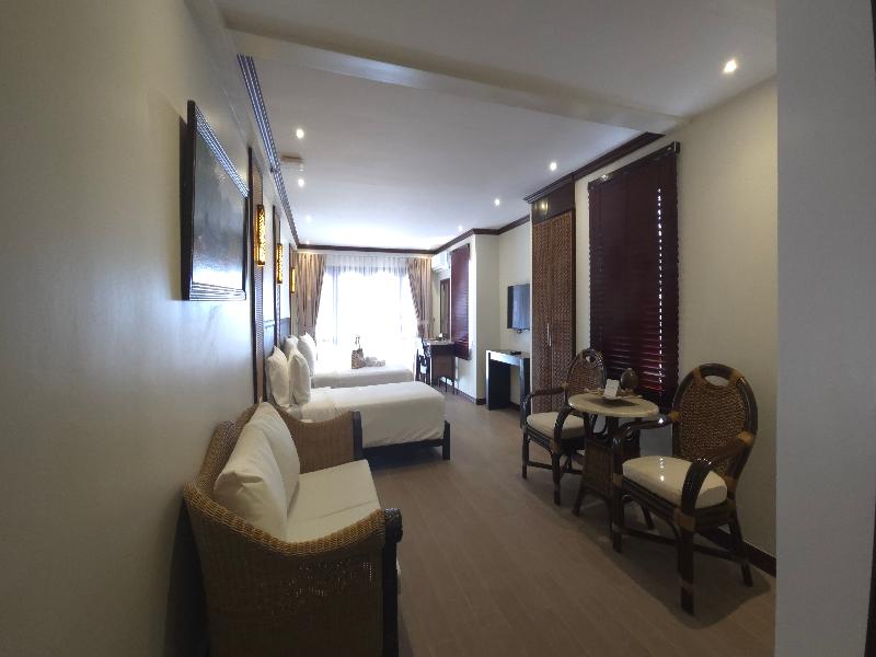 Red Coconut Beach Hotel image