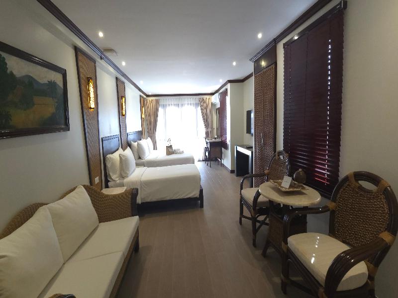Red Coconut Beach Hotel image