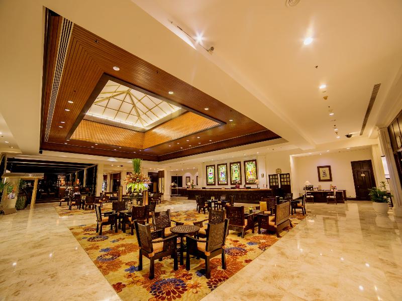 Waterfront Airport Hotel & Casino Mactan image