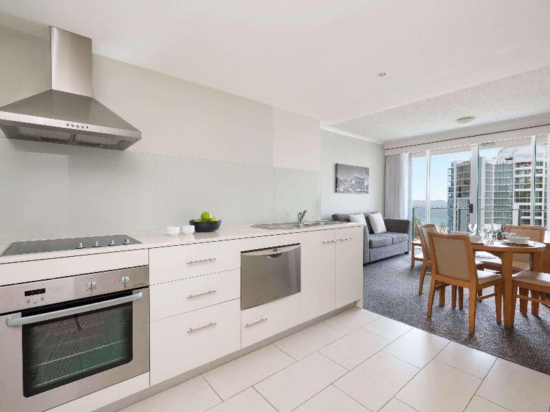 Mantra Twin Towns Coolangatta image