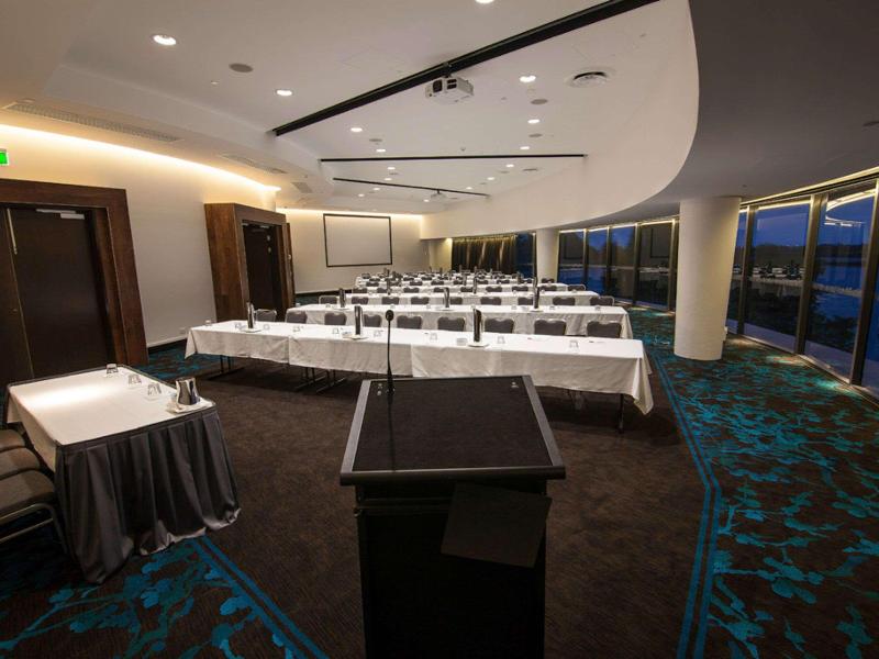Mantra Twin Towns Coolangatta image