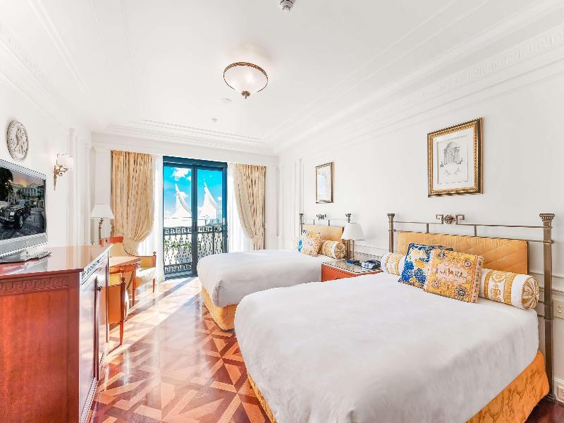 Imperial Hotel Gold Coast image