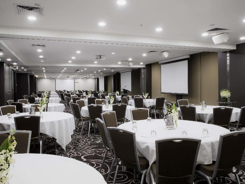 Novotel Melbourne on Collins image