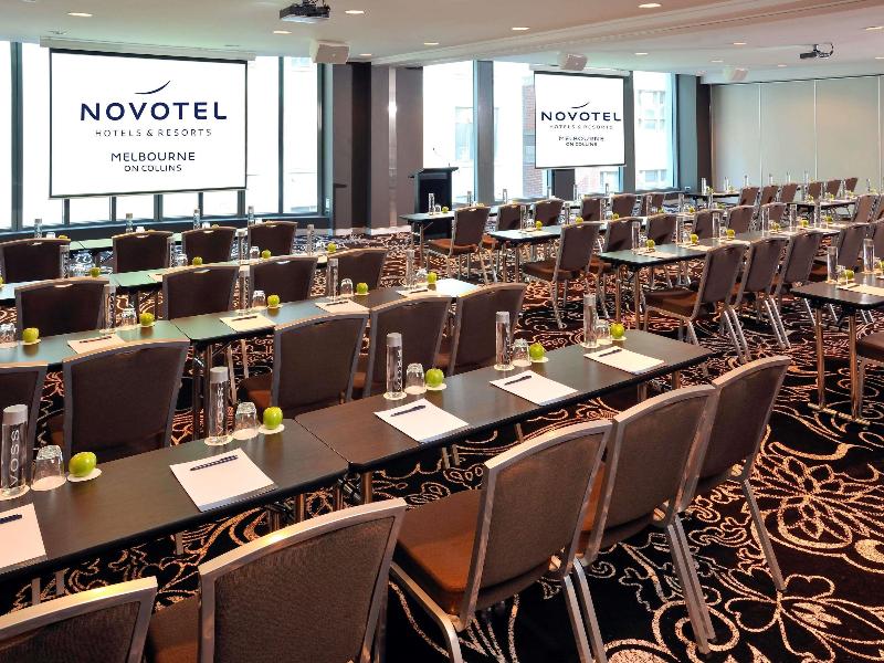 Novotel Melbourne on Collins image