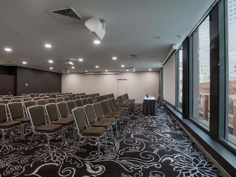 Novotel Melbourne on Collins image
