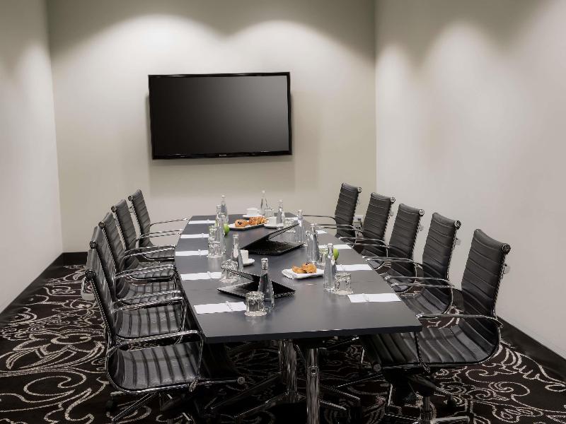Novotel Melbourne on Collins image
