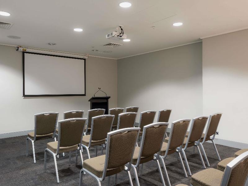 Novotel Melbourne on Collins image