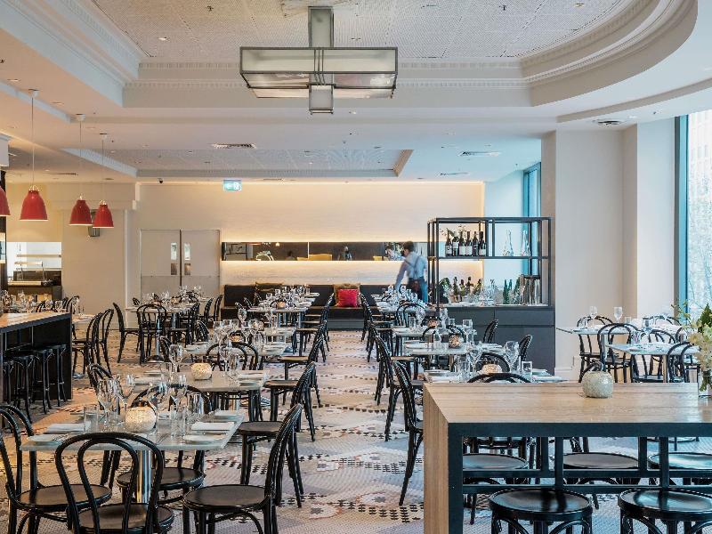 Novotel Melbourne on Collins image