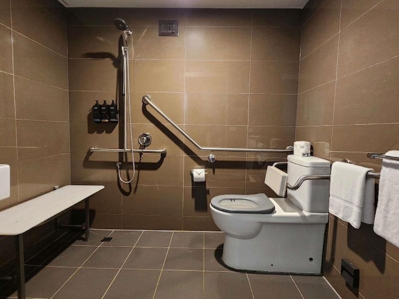 Mercure Welcome Melbourne image