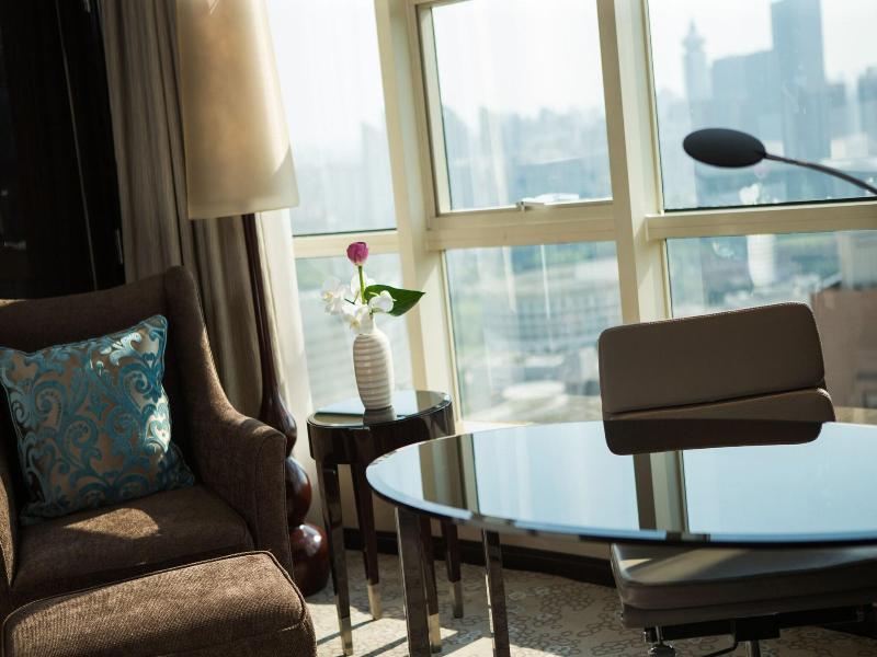 Renaissance Shanghai Pudong Hotel image