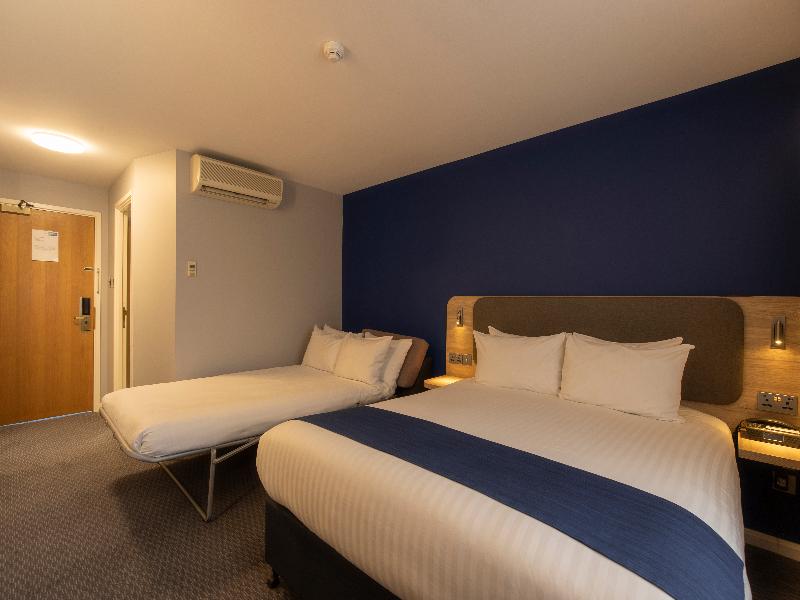 Holiday Inn Express Poole image