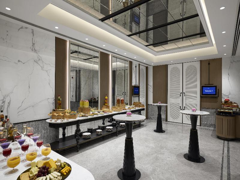 Radisson Mumbai Goregaon image
