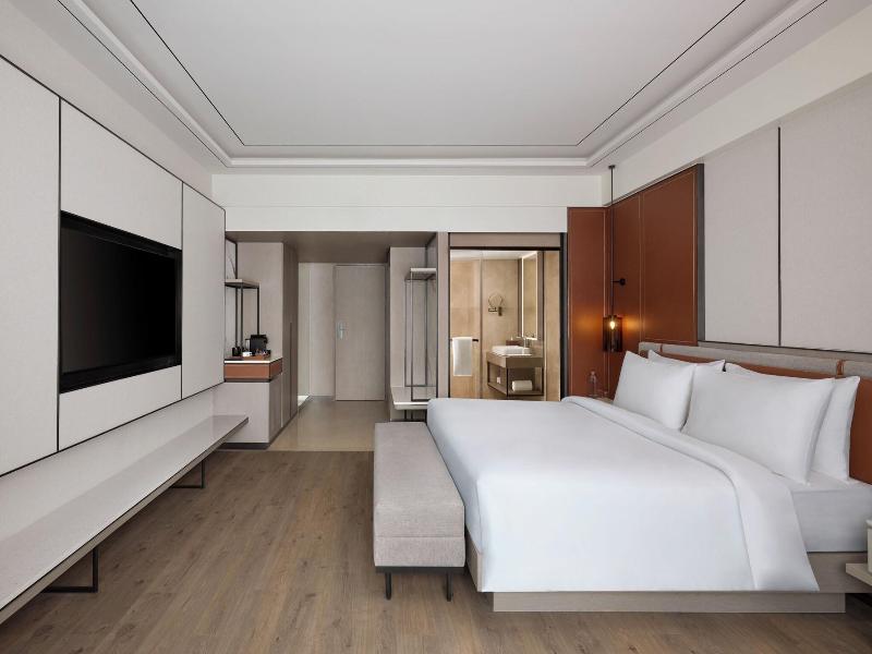 Radisson Mumbai Goregaon image