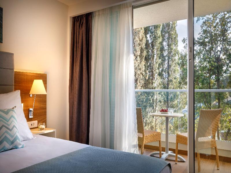 Valamar Bellevue Resort image