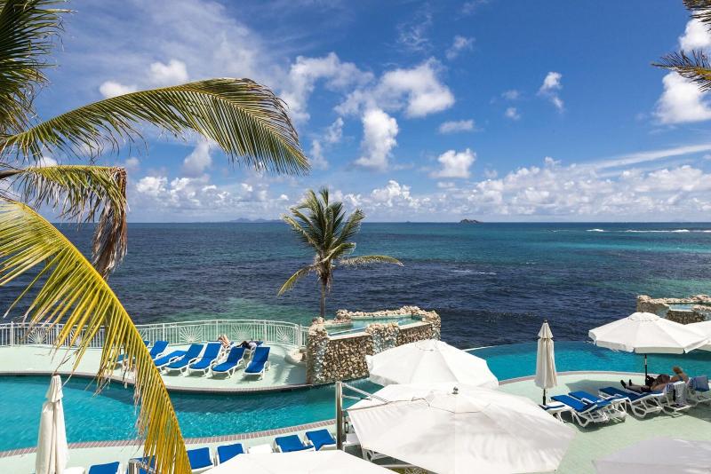 Oyster Bay Beach Resort image