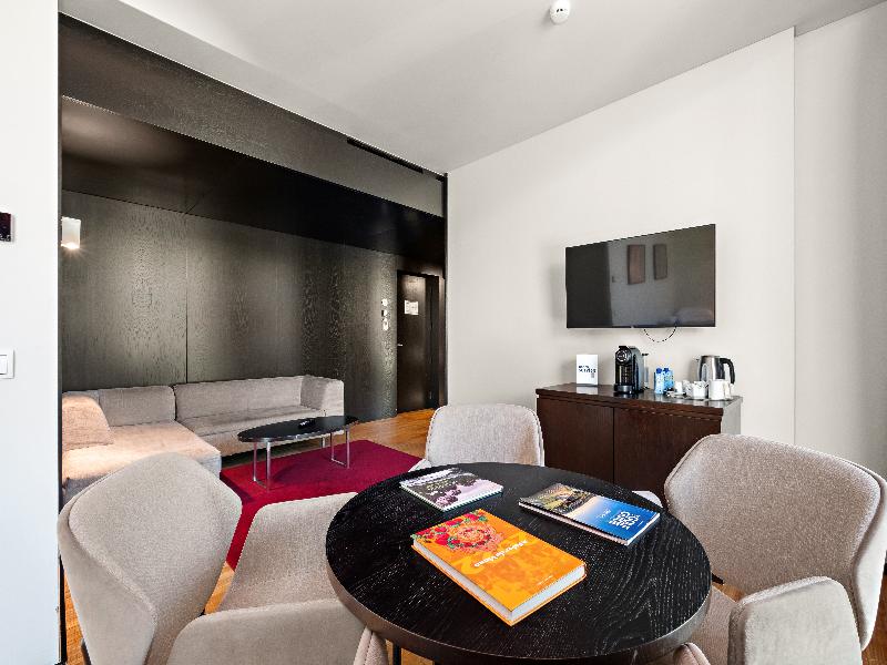 Axis Viana Business & Spa image