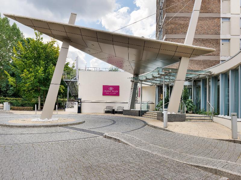 Crowne Plaza London - Gatwick Airport image