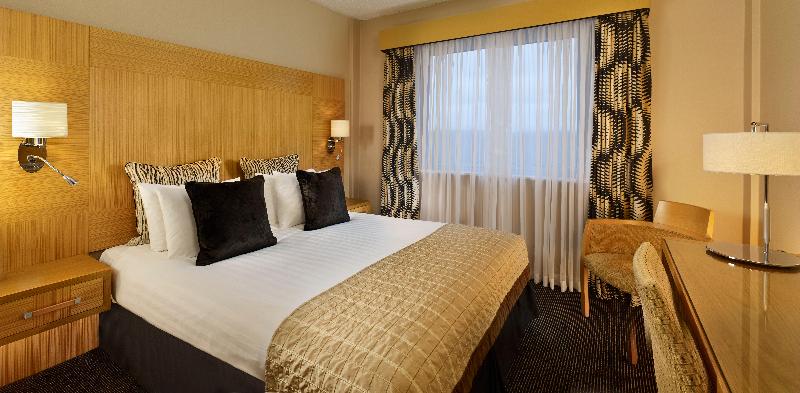 Crowne Plaza London - Gatwick Airport image