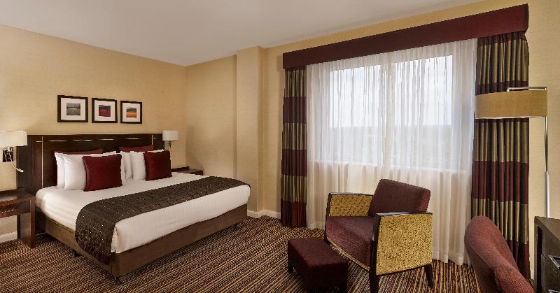 Crowne Plaza London - Gatwick Airport image