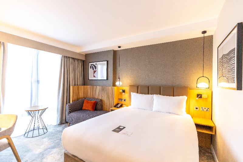 Crowne Plaza London - Gatwick Airport image