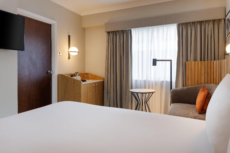 Crowne Plaza London - Gatwick Airport image