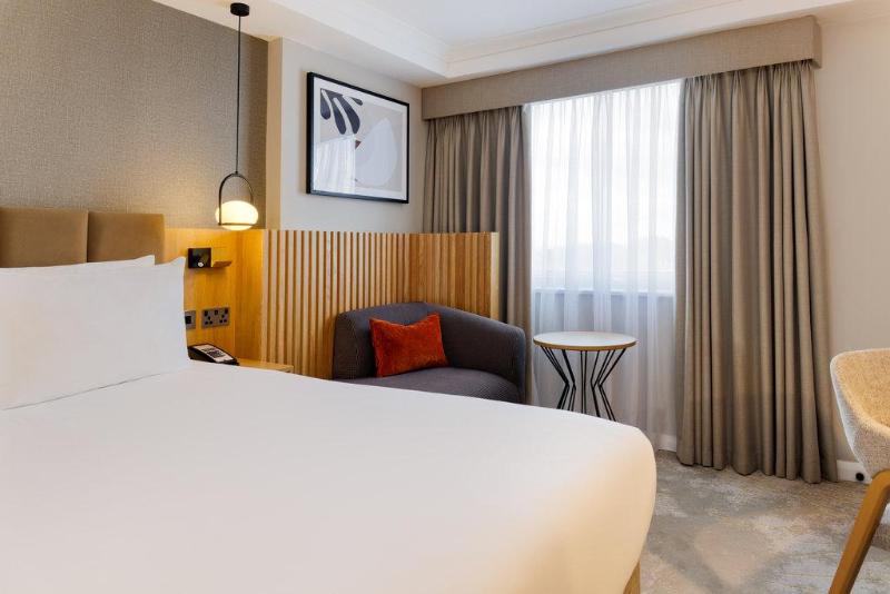 Crowne Plaza London - Gatwick Airport image