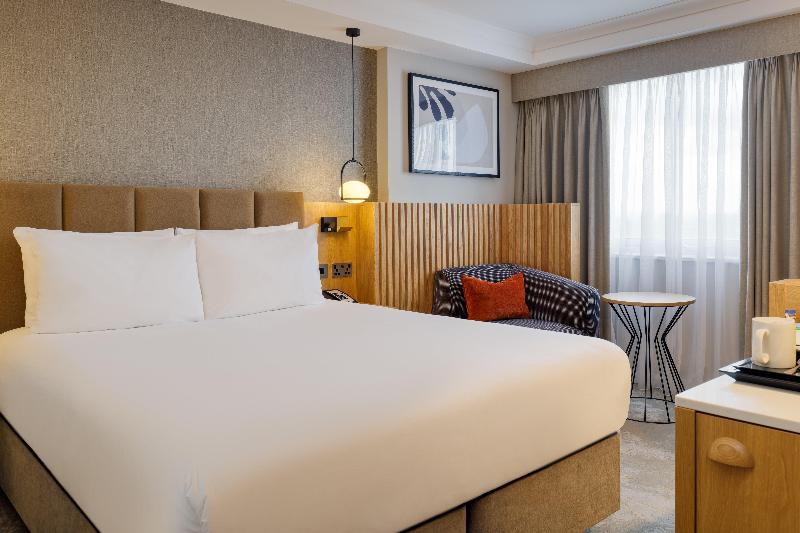 Crowne Plaza London - Gatwick Airport image
