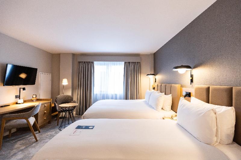 Crowne Plaza London - Gatwick Airport image