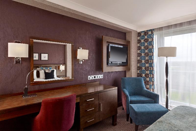 Crowne Plaza London - Gatwick Airport image