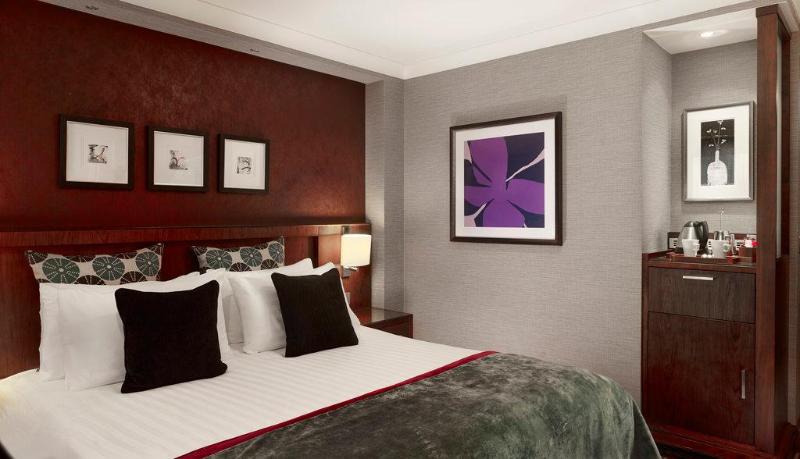 Crowne Plaza London - Gatwick Airport image