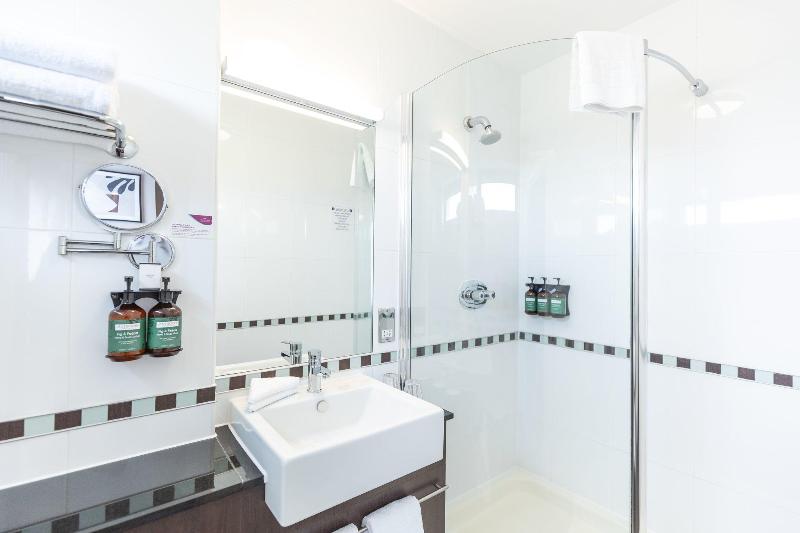 Crowne Plaza London - Gatwick Airport image