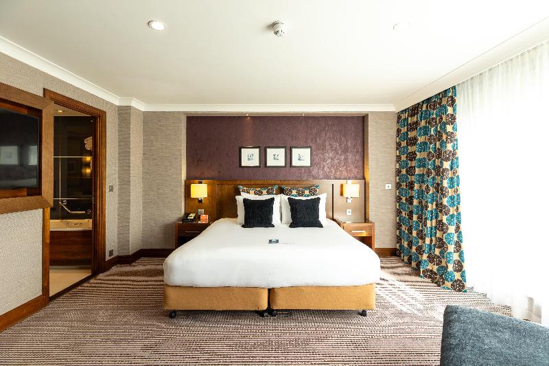Crowne Plaza London - Gatwick Airport image