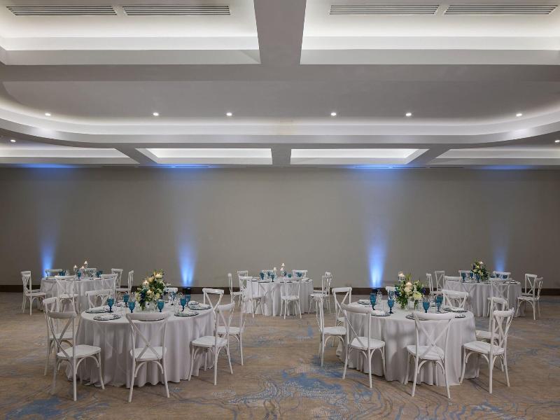 JW Marriott St. Maarten Beach Resort & Spa image