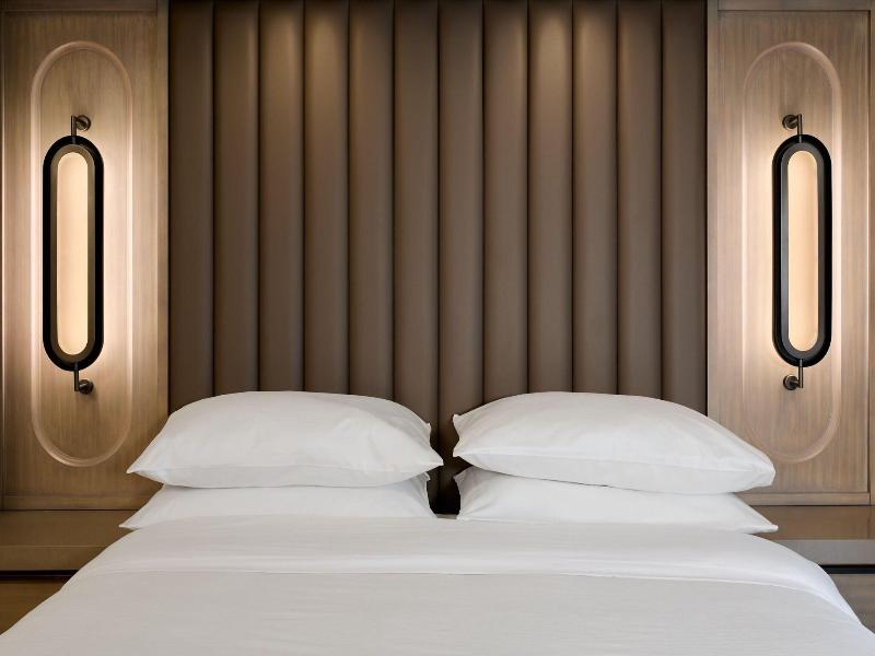 JW Marriott St. Maarten Beach Resort & Spa image