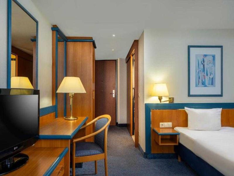 Sunday Hotel and Spa Wismar image