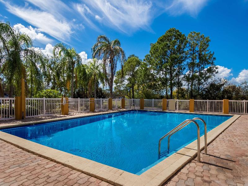 SureStay Hotel by Best Western St. Pete Clearwater image