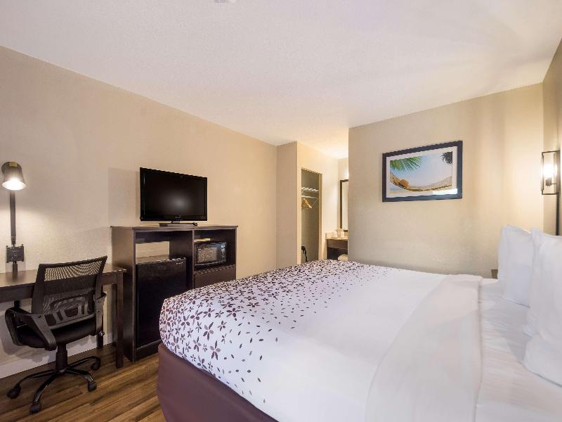 SureStay Hotel by Best Western St. Pete Clearwater image