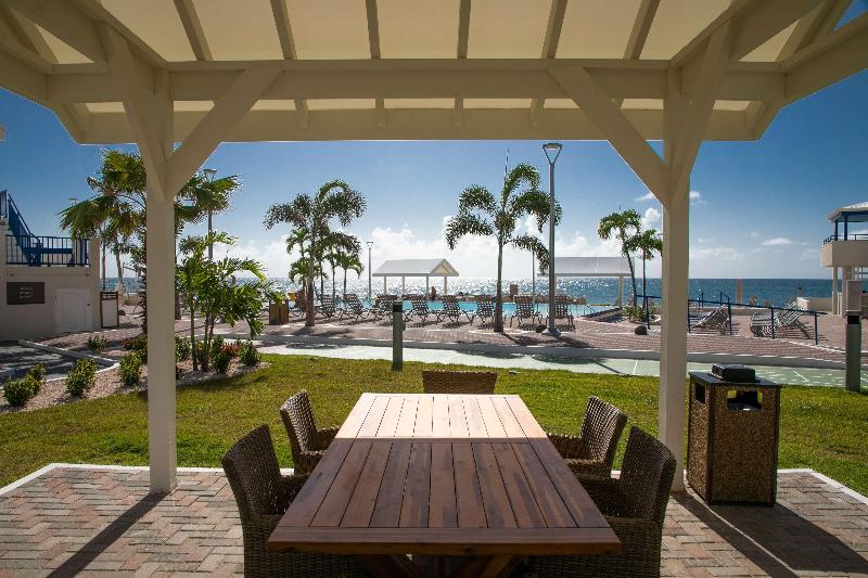 Hilton Vacation Club Flamingo Beach St. Maarten image