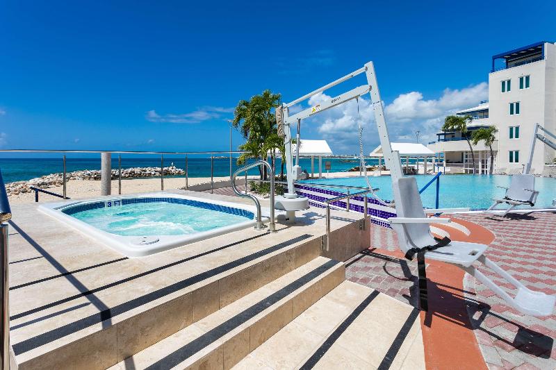 Hilton Vacation Club Flamingo Beach St. Maarten image