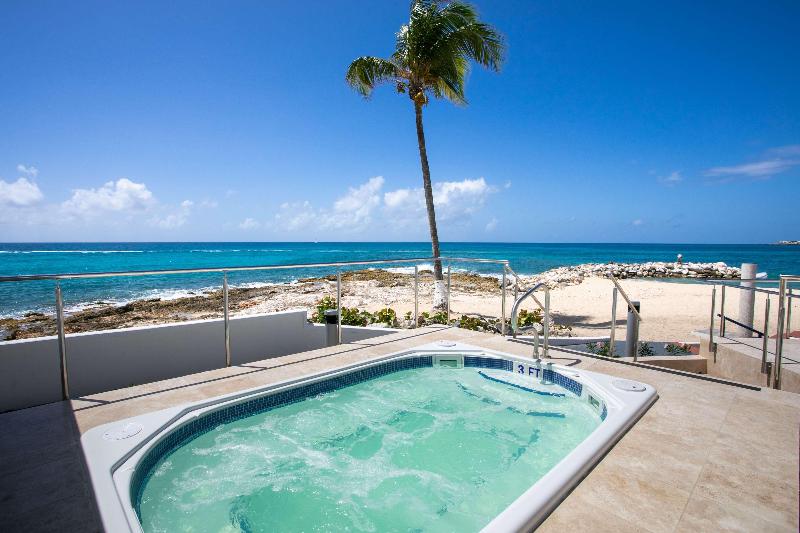 Hilton Vacation Club Flamingo Beach St. Maarten image