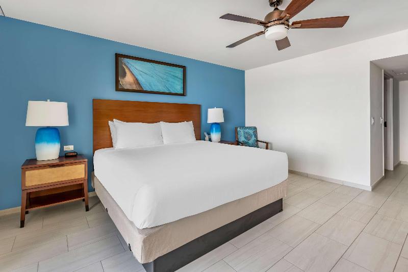 Hilton Vacation Club Flamingo Beach St. Maarten image